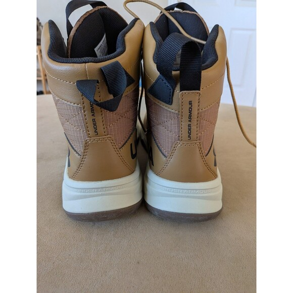 Under Armour UA Stellar G2 6\